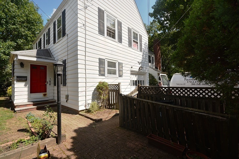 13 Burnham Place unit 1X, Fair Lawn, NJ 07410 - photo 1