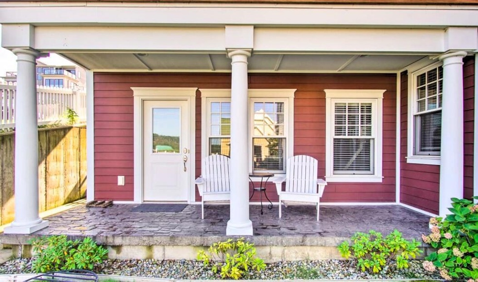 20 Lafayette Ave unit 10, Grand Haven, MI 49417 - photo 1