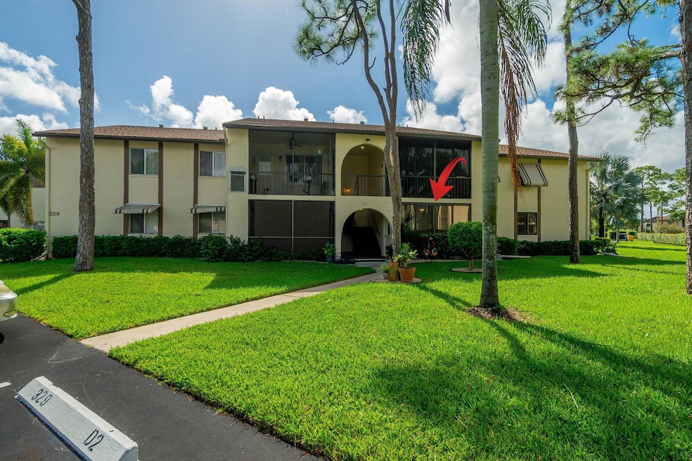 329 Knotty Pine Cir unit D-1, Greenacres, FL 33463 - photo 1