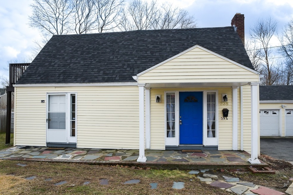 238 Essex St, Saugus, MA 01906 - photo 1