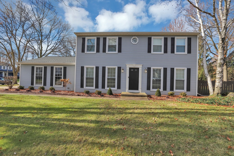 605 S Charles Ave unit 3, Naperville, IL 60540 - photo 1