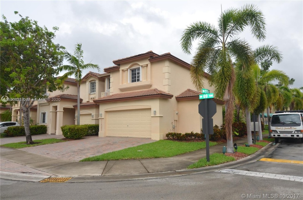 11423 NW 69th Terrace, Doral, FL 33178 - photo 1