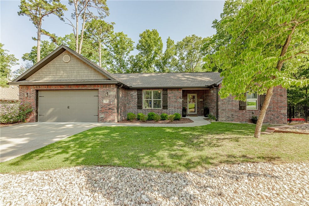 18 Hallock Dr, Bella Vista, AR 72714 - photo 1