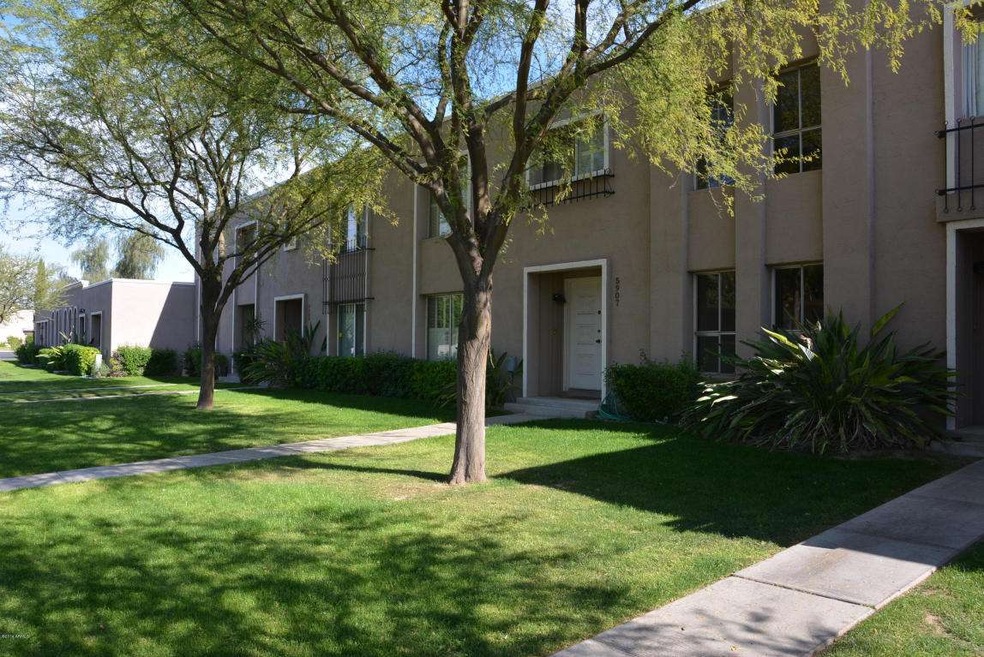5907 E. Thomas Road, Scottsdale