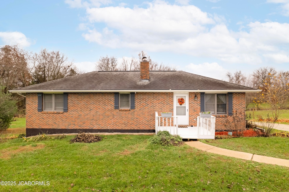 299 Hunter Ln, Holts Summit, MO 65043 - photo 1