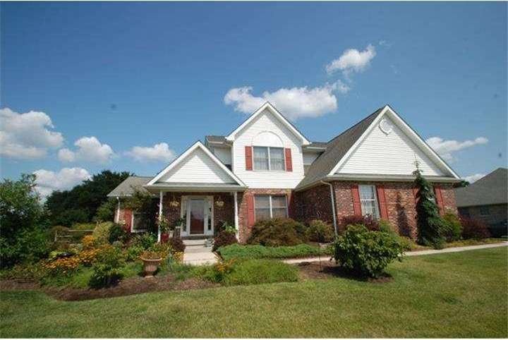 105 Megan Dr, Bear, DE 19701 - photo 1