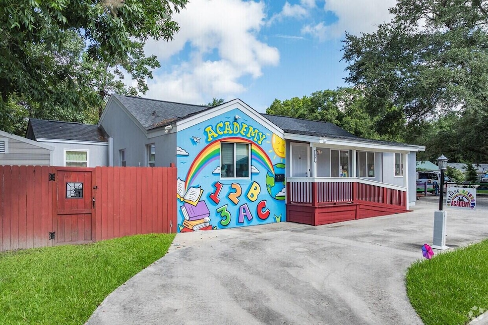 24 Sycamore Ave, Charleston, SC 29407 - photo 1