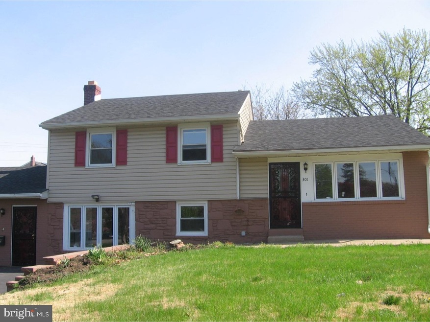 301 Lawrence Rd, Broomall, PA 19008 - photo 1