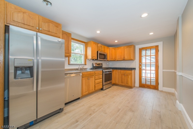 24 Fernwood Rd, Maplewood, NJ 07040 - photo 1