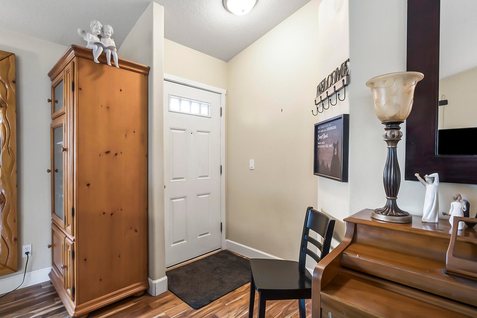 20655 Cherry Tree Ln, Bend, OR 97702 - photo 1