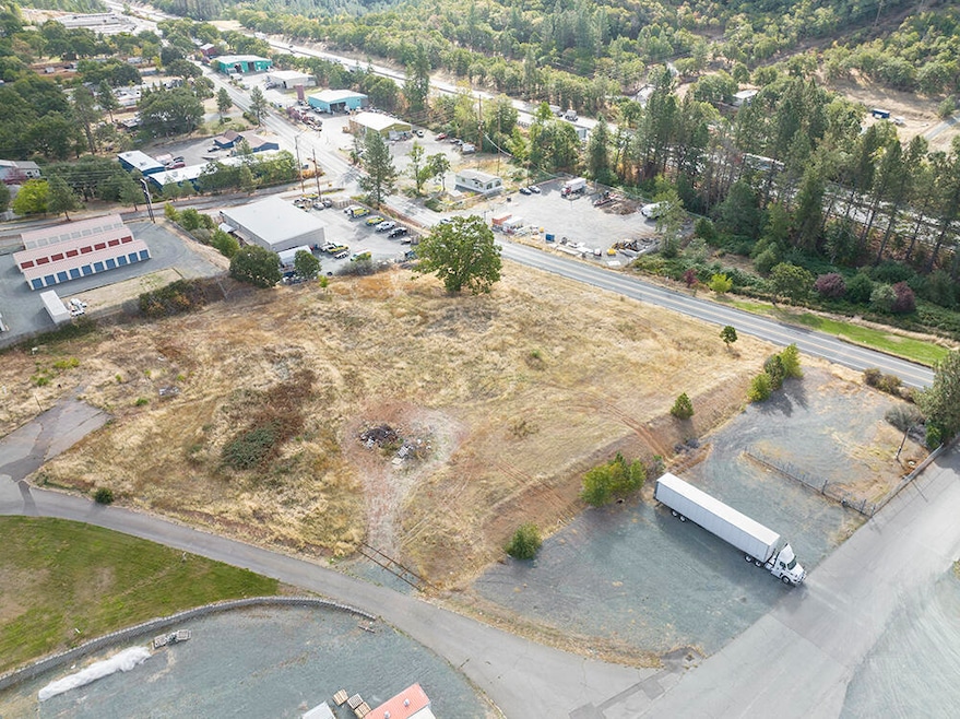 2798 Foothill Blvd, Grants Pass, OR 97526 - photo 1