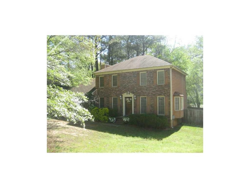 Exterior Front. Located in cul de sac