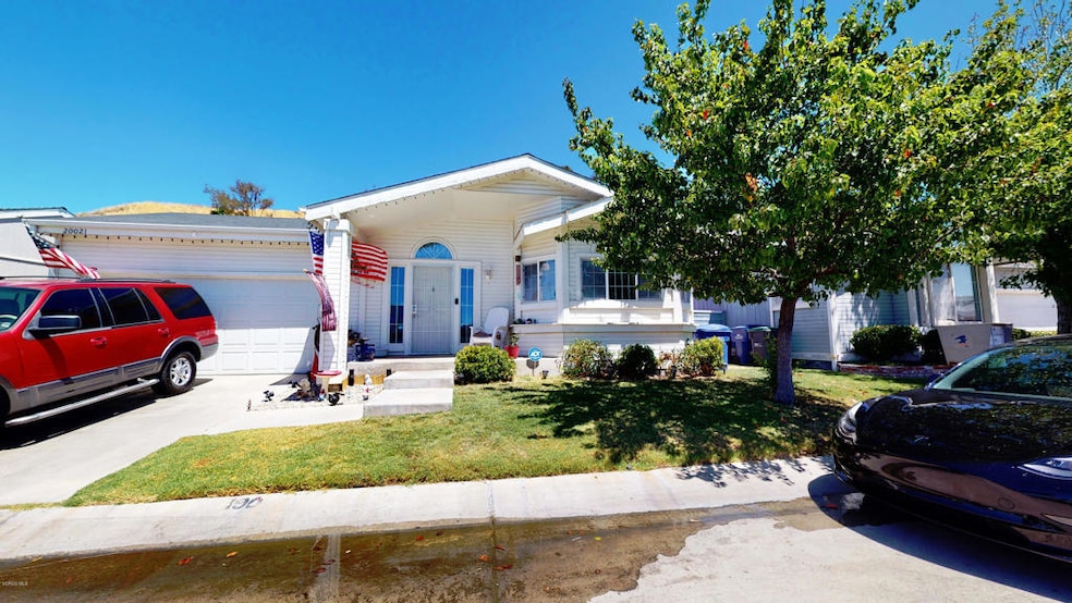 20021 North Cliff Dr_01