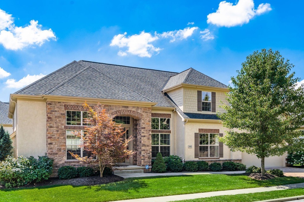 Welcome to 3903 Stonewater Dr.
