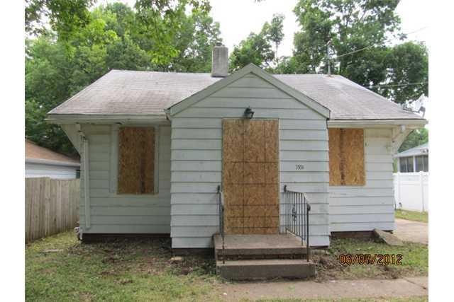 3504 61st St, Des Moines, IA 50322 - photo 1