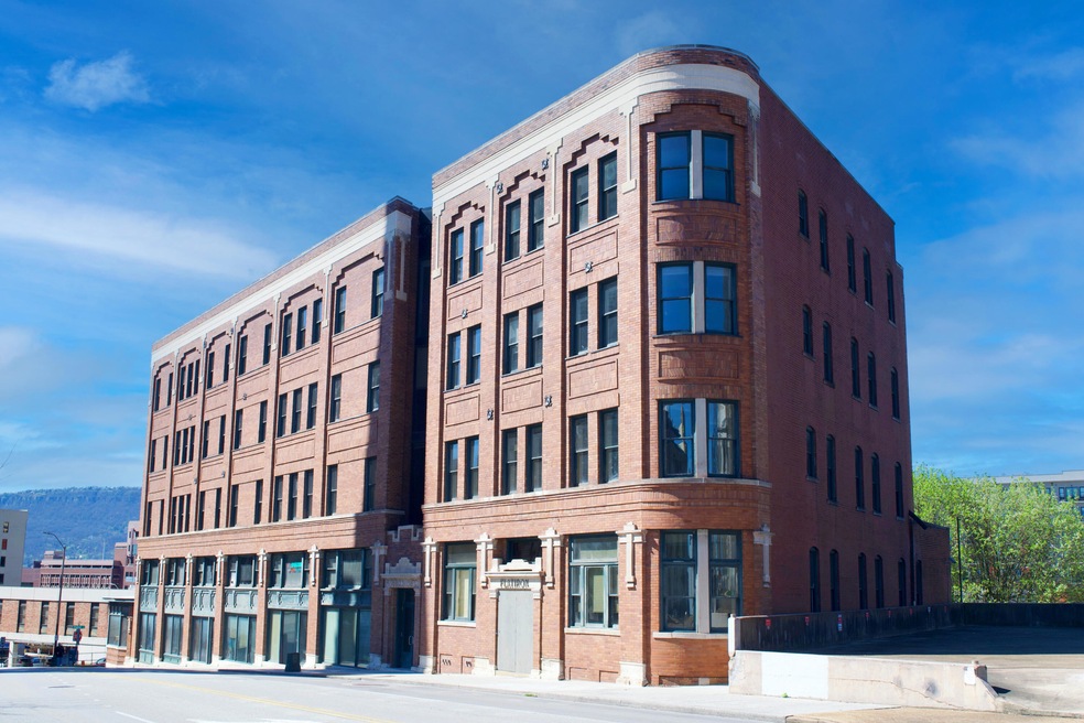 Flatiron Heights 1