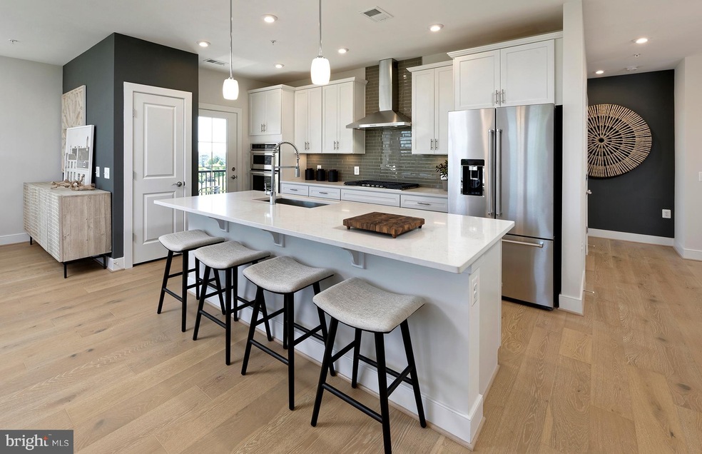 MetroPark at Arrowbrook unit 30502, Herndon, VA 20171 - photo 1