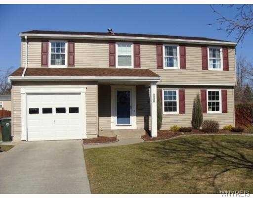 876 Fairmont Ave, North Tonawanda, NY 14120 - photo 1