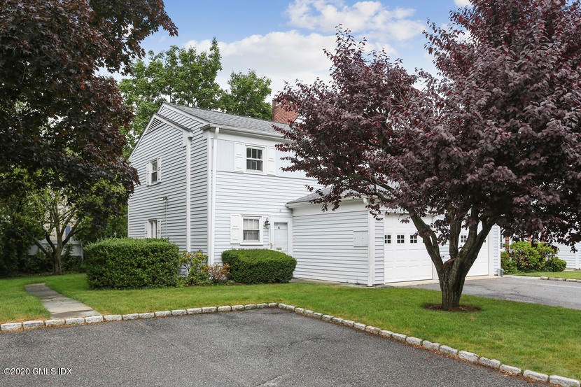 19 Le Grande Ave unit 18, Greenwich, CT 06830 - photo 1