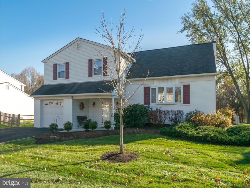 154 Rice Dr, Morrisville, PA 19067 - photo 1