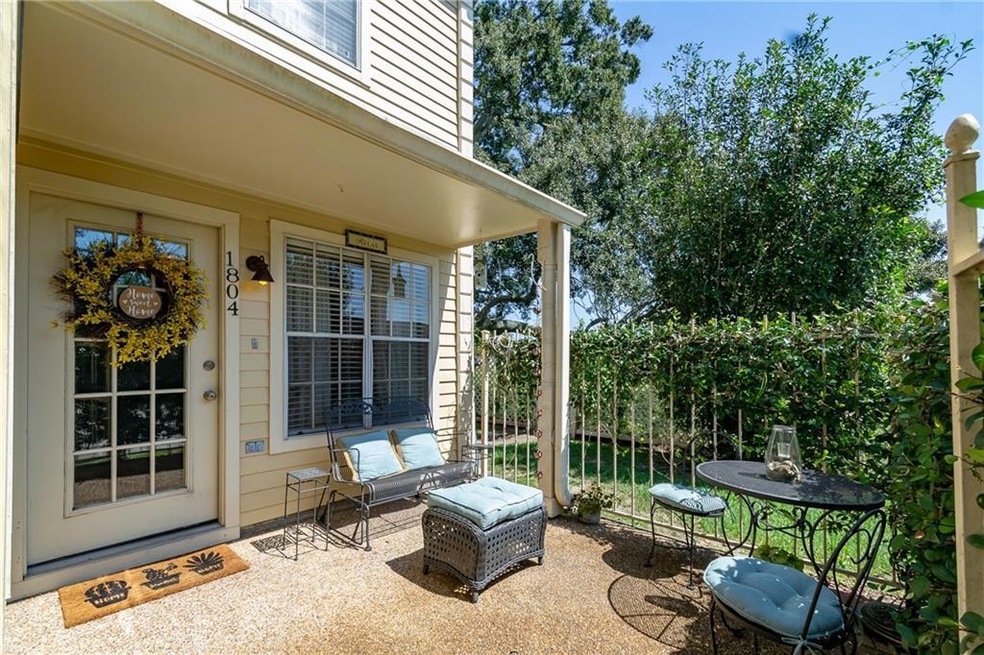 Great space for entertaining!