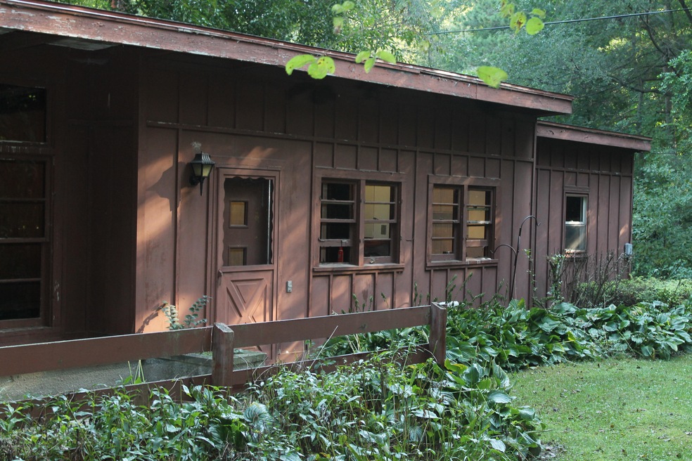 6567 Warren Woods Rd, Three Oaks, MI 49128 - photo 1