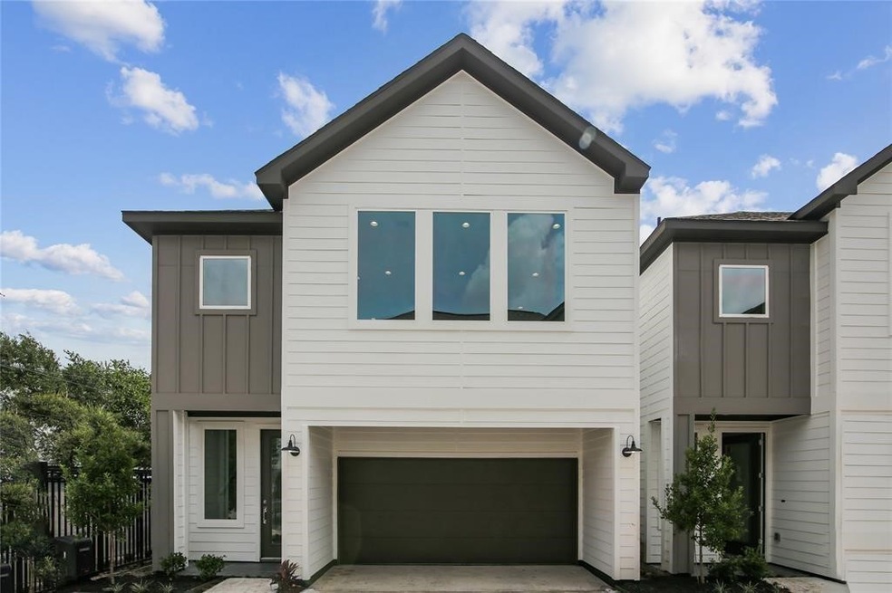 2010 Linder St, Houston, TX 77026 - photo 1