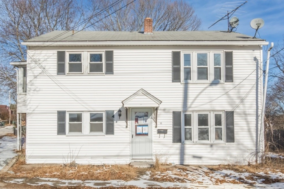 11 Elm St, Coventry, RI 02816 - photo 1