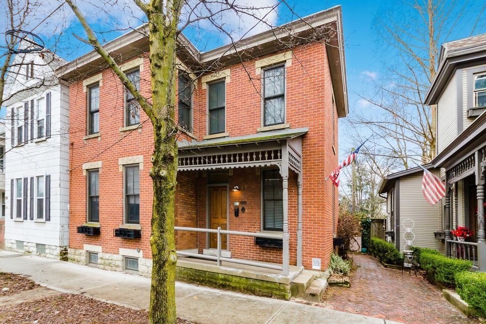 Sold $450,000 • Co-Listing Agent