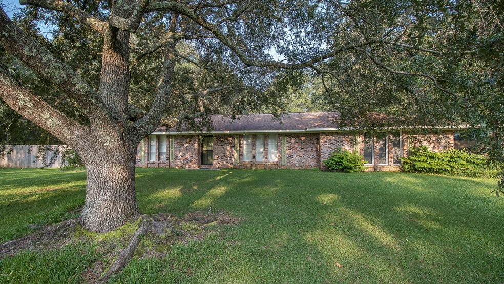 8021 Misty Meadow-100