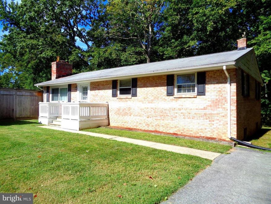 9627 Charles Ct, La Plata, MD 20646 - photo 1