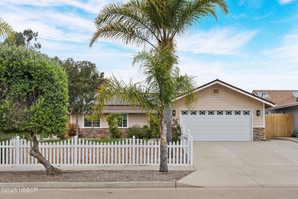 1_448 grove ln-1