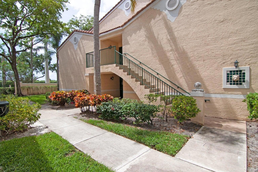 1715 Village Blvd unit 201, West Palm Beach, FL 33409 - photo 1