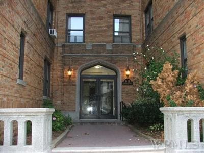 9 Glover Ave unit 3H, Yonkers, NY 10704 - photo 1