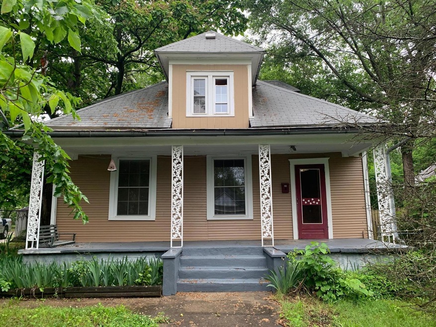 312 N Connor - 01