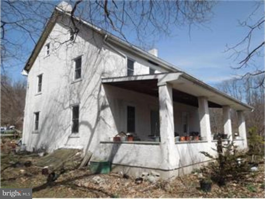 6339 Palm Rd, Zionsville, PA 18092 - photo 1