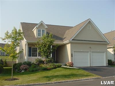 5027 Valley Stream Ln unit 80, Macungie, PA 18062 - photo 1