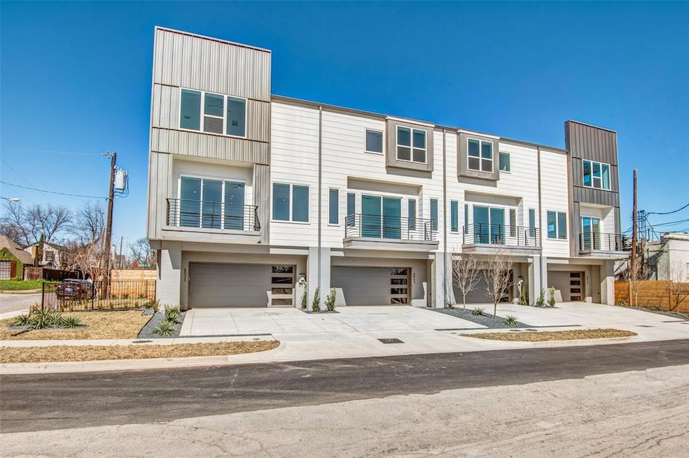 6059 La Vista Dr, Dallas, TX 75206 - photo 1