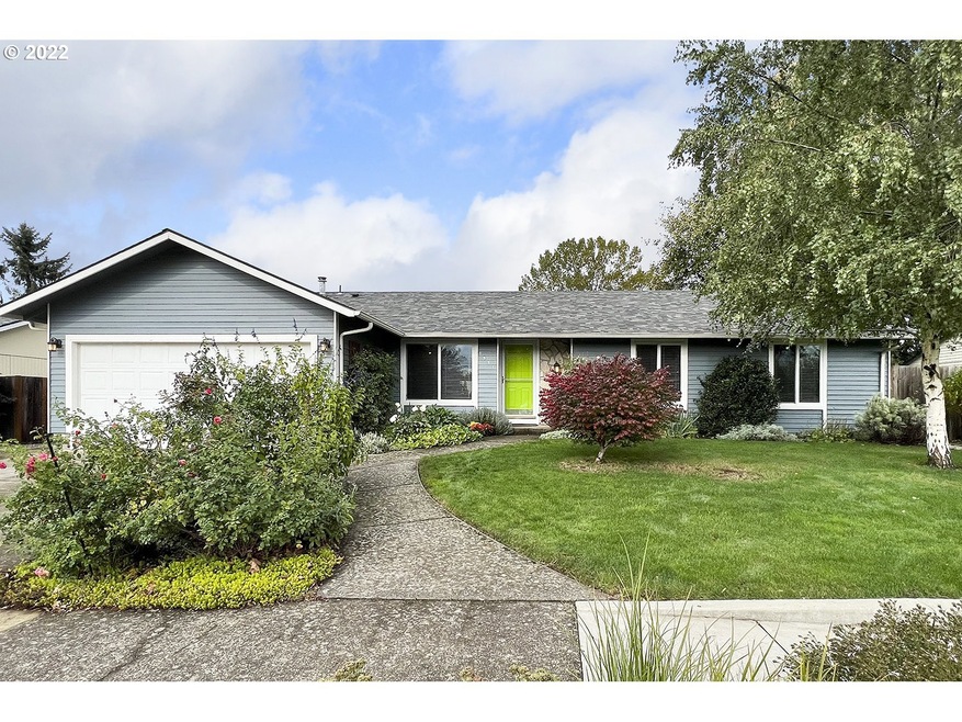 1551 NE 20th St, Gresham, OR 97030 - photo 1