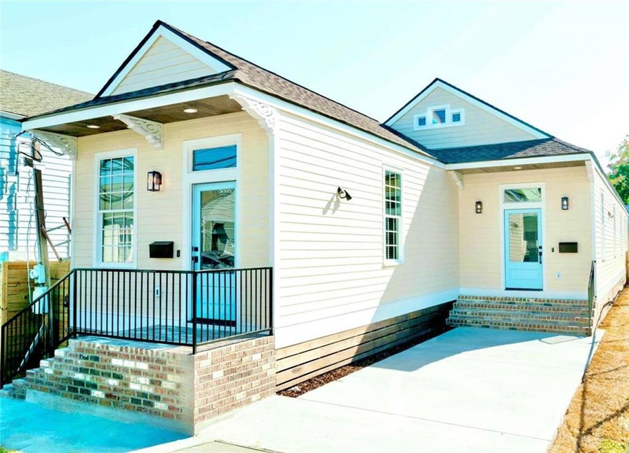 1119 Bartholomew St, New Orleans, LA 70117 - photo 1