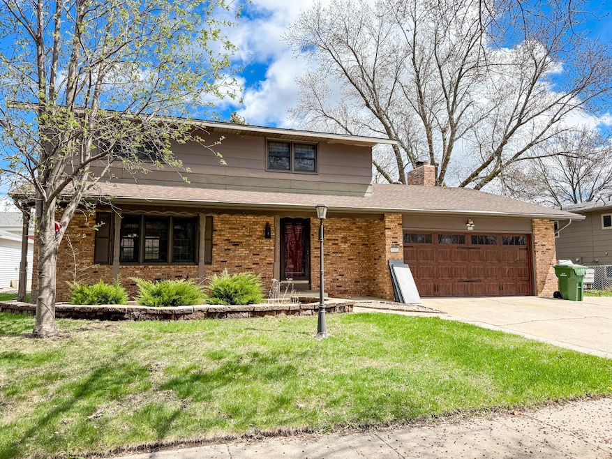 Pending $329,900 • Co-Listing Agent