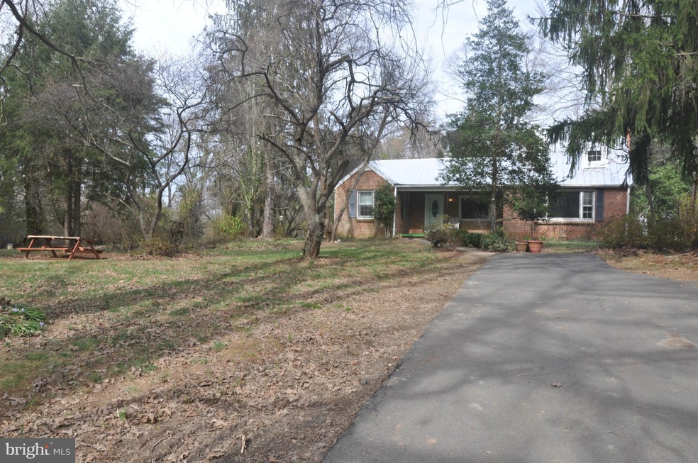 6217 Lawyers Rd, Spotsylvania, VA 22551 - photo 1