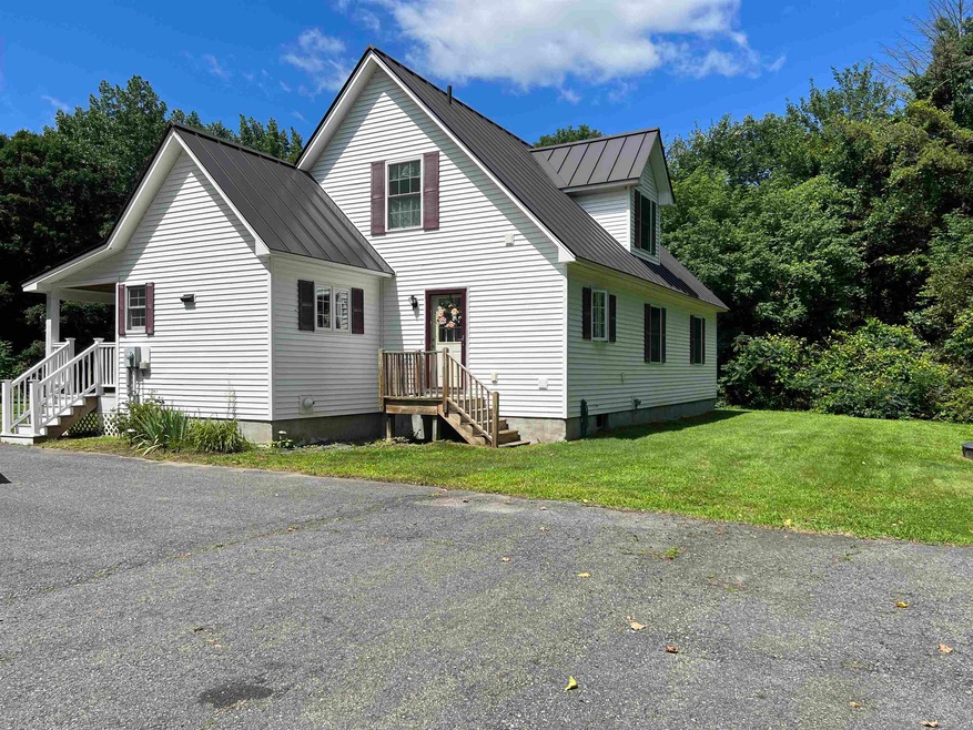 24 N River Rd, Walpole, NH 03608 - photo 1