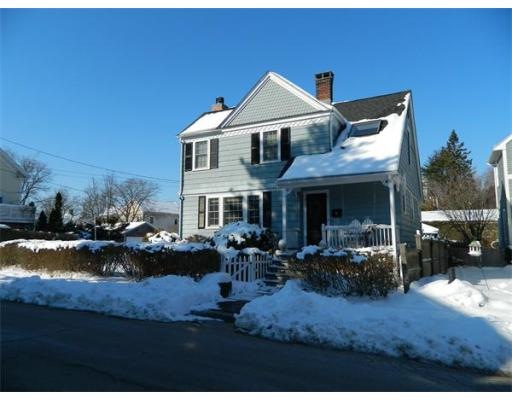 37 Gregory St unit One, Marblehead, MA 01945 - photo 1