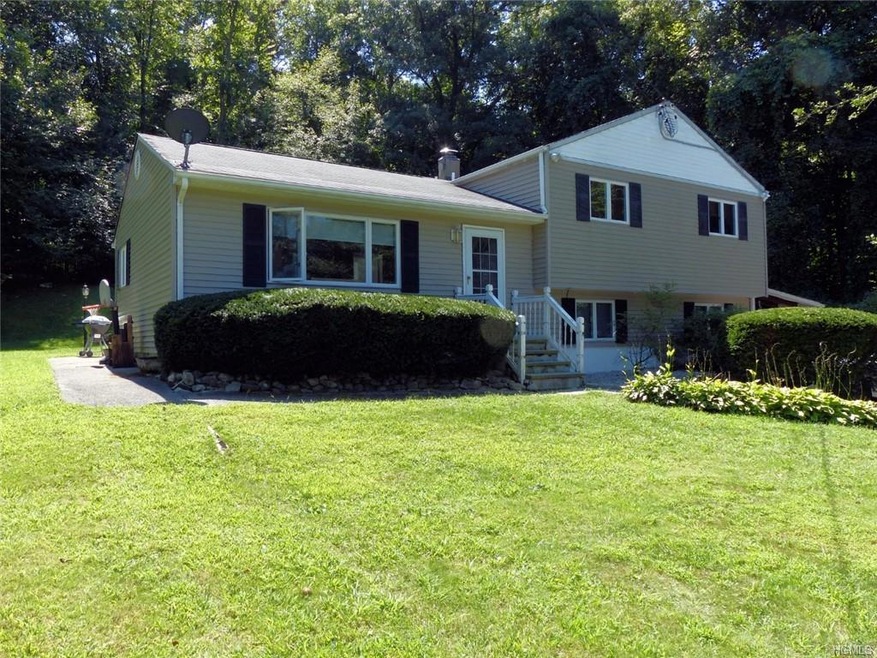 1 Catskill Place, Cortlandt Manor, NY 10567 - photo 1