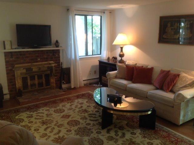 855 W Main St unit 5, Hyannis, MA 02601 - photo 1