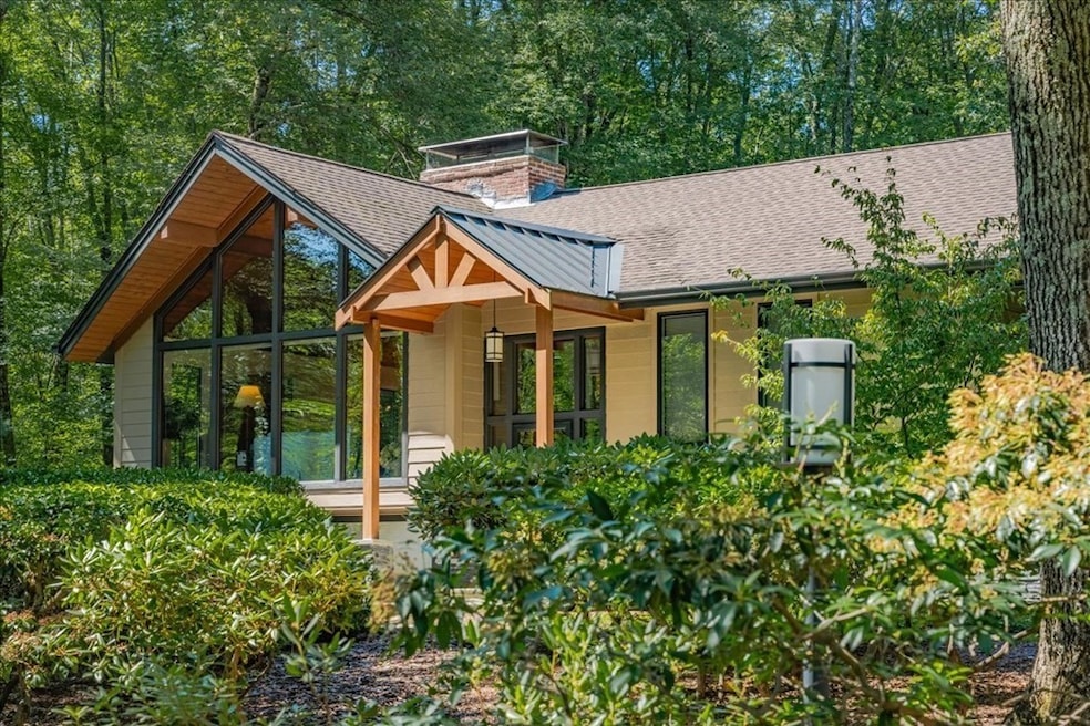 26 Dennis Cir, Northborough, MA 01532 - photo 1