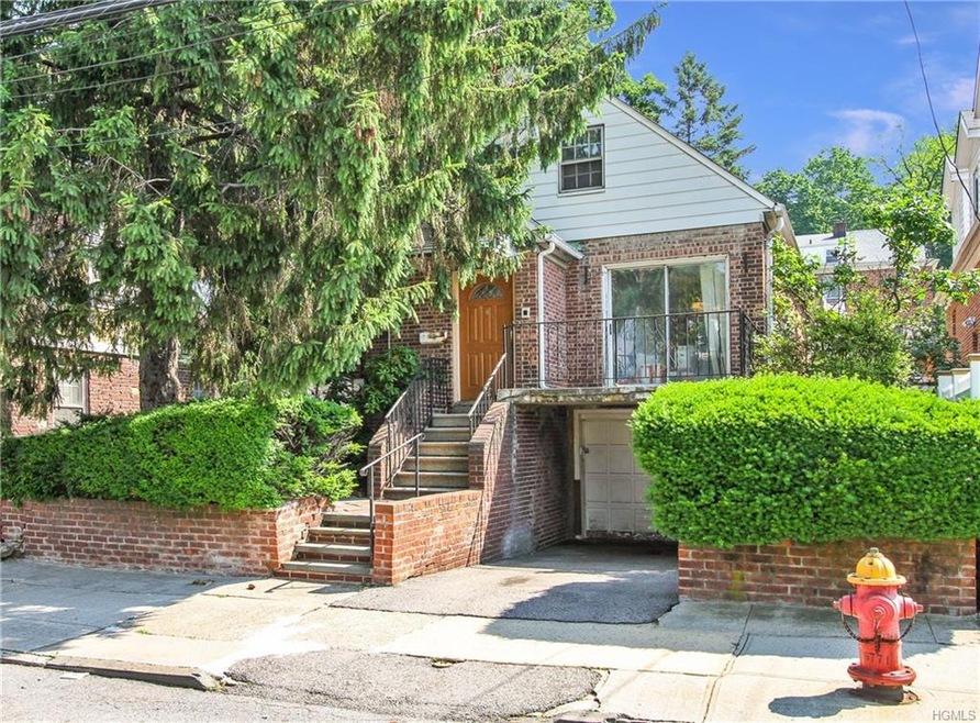 140 King Ave, Yonkers, NY 10704 - photo 1