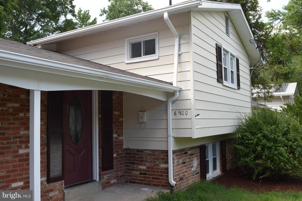 6900 Nashville Rd, Lanham, MD 20706 - photo 1