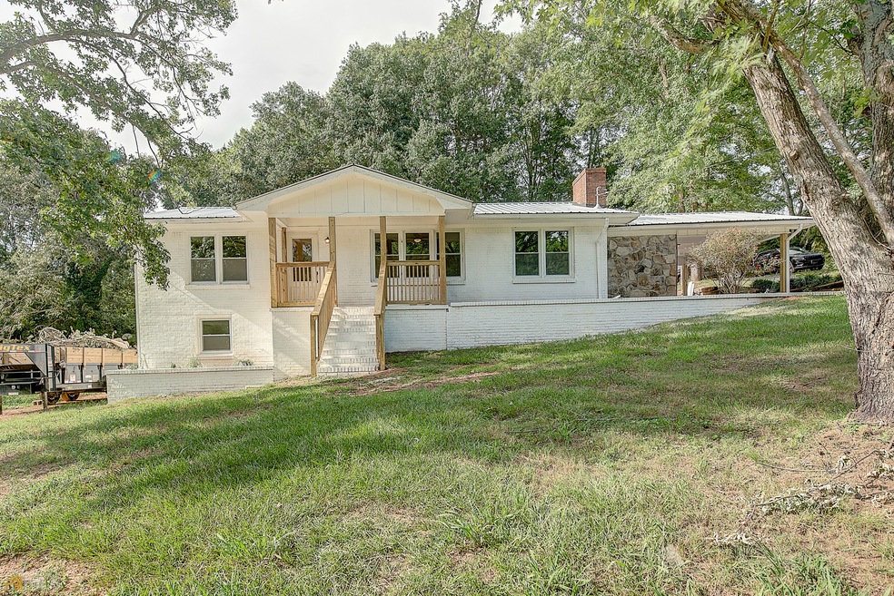 3900 Dews Pond Rd SE, Calhoun, GA 30701 - photo 1